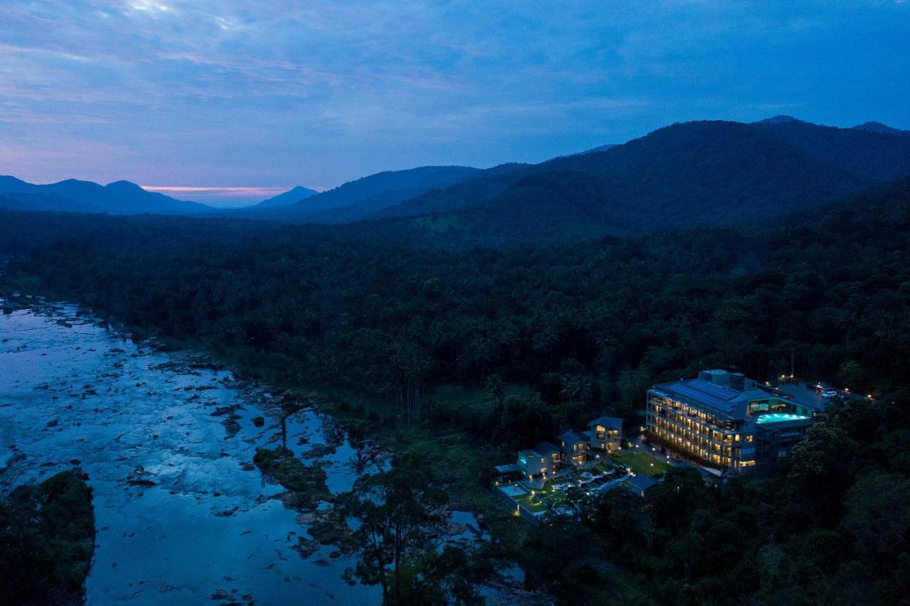 Niraamaya Retreats Samroha Атирапалли Экстерьер фото